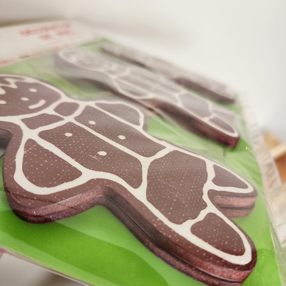 Set of 12 Pcs Gingerbread Men Ornaments & 6 Pcs Tin Foil Stained Glass Ornaments - Picture 3 of 8